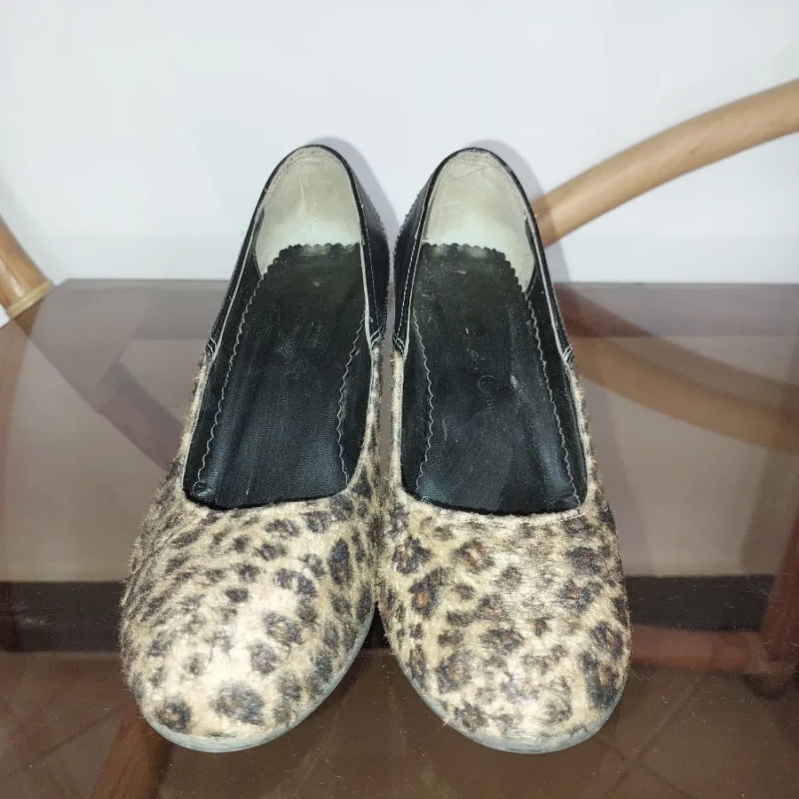 کفش پاشنه دار