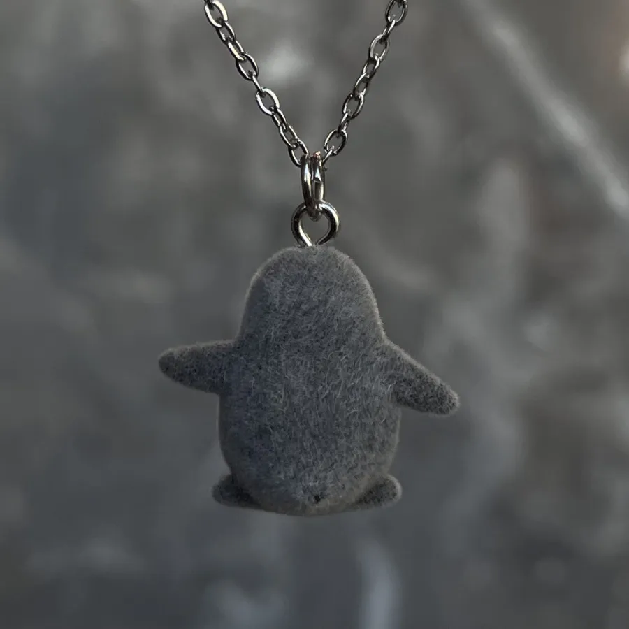 گردنبند پنگوین مخملی