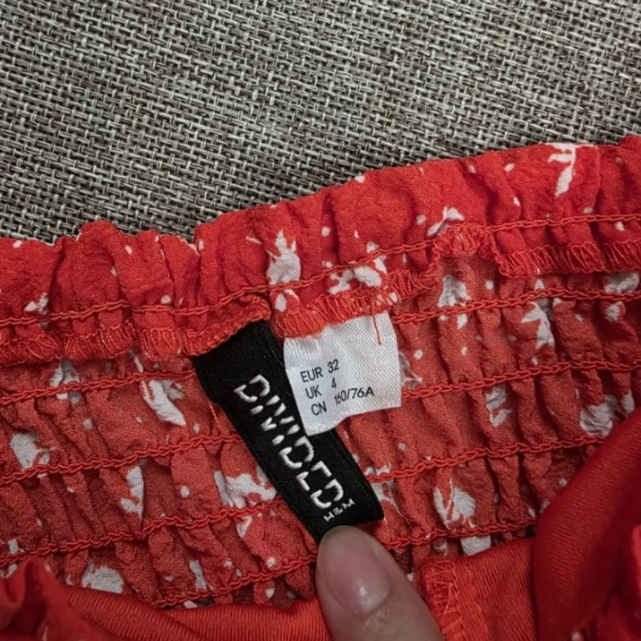 بلوز قرمز اچ ان ام