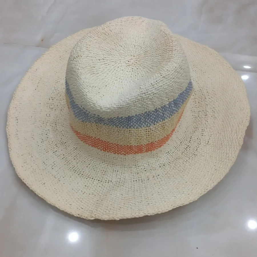 کلاه دخترانه