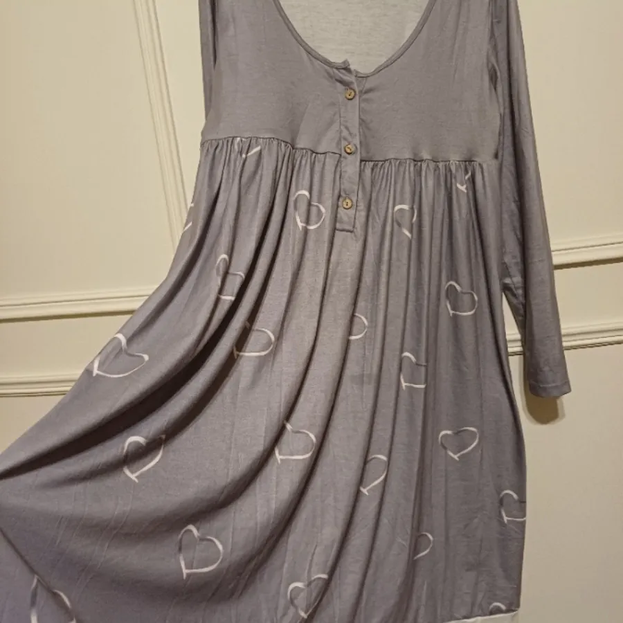 پیراهن یا مانتو