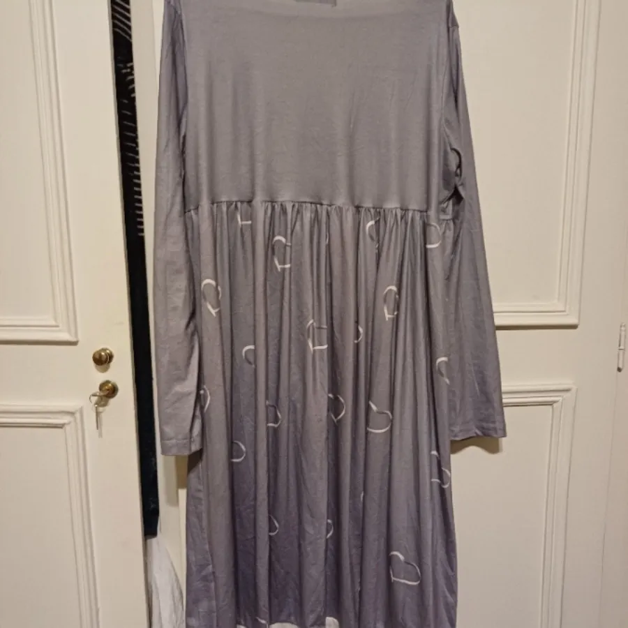 پیراهن یا مانتو