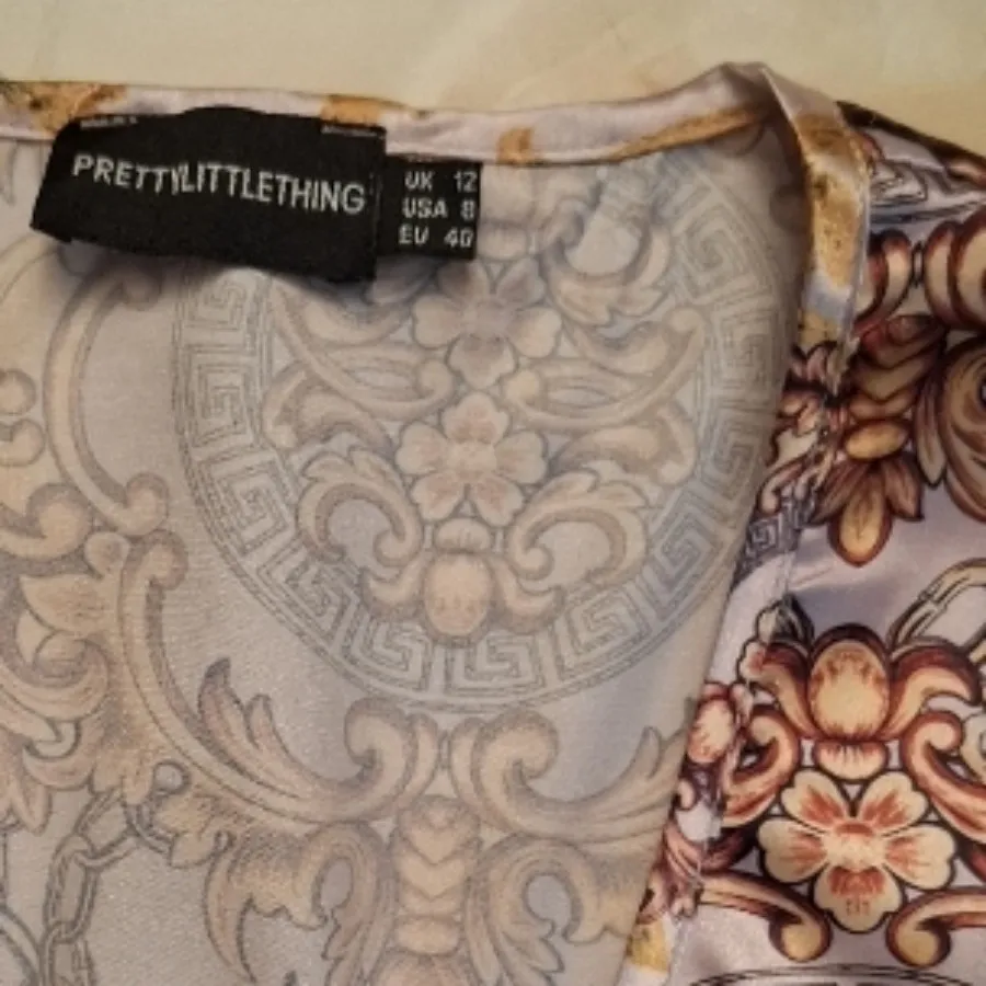 پیراهن دخترانه