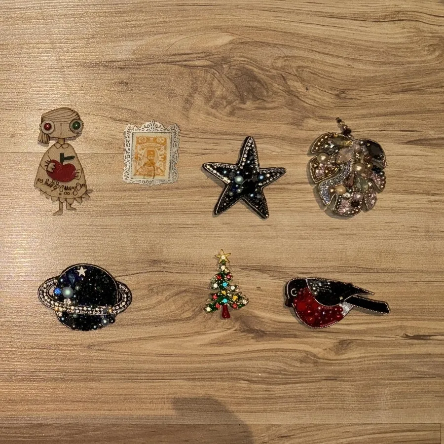 سنجاق سینه گلسینه دست ساز