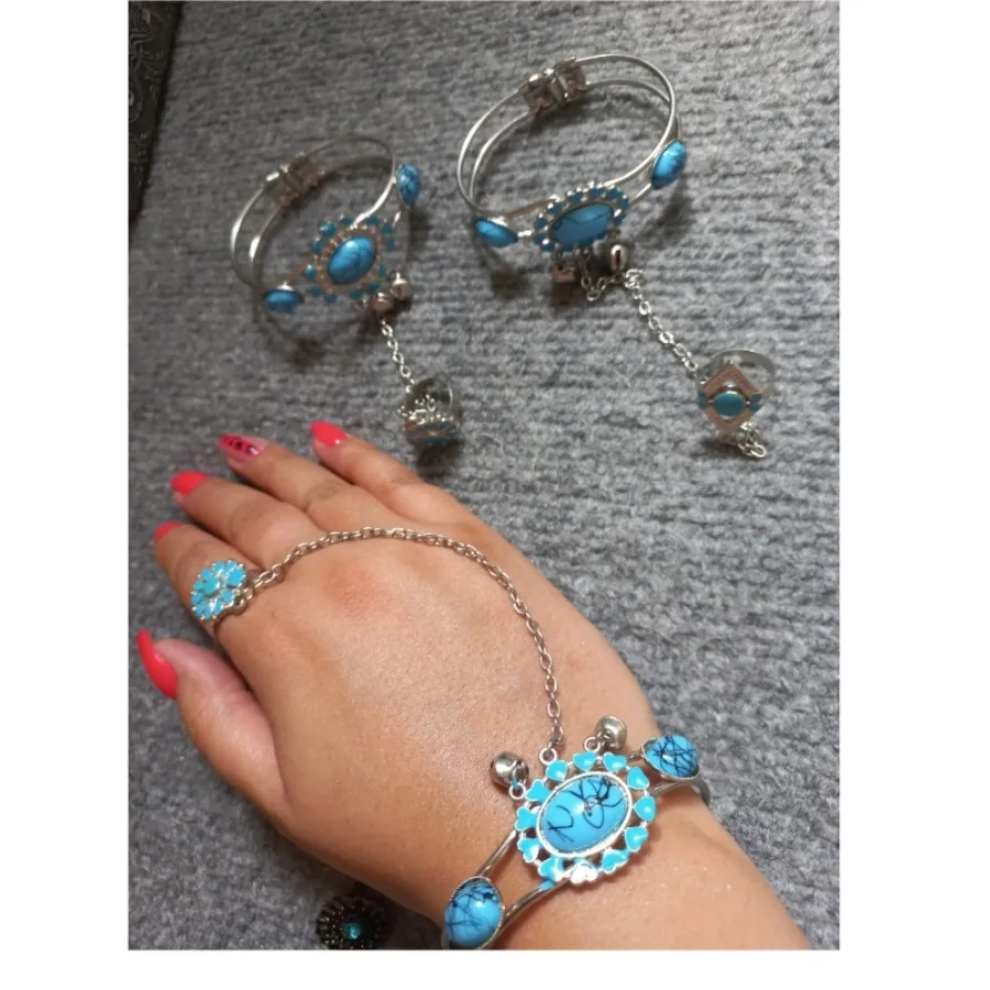 دستبند شیک و خاص