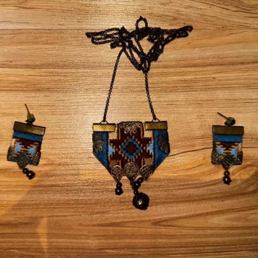 سوزن دوزی بلوچ