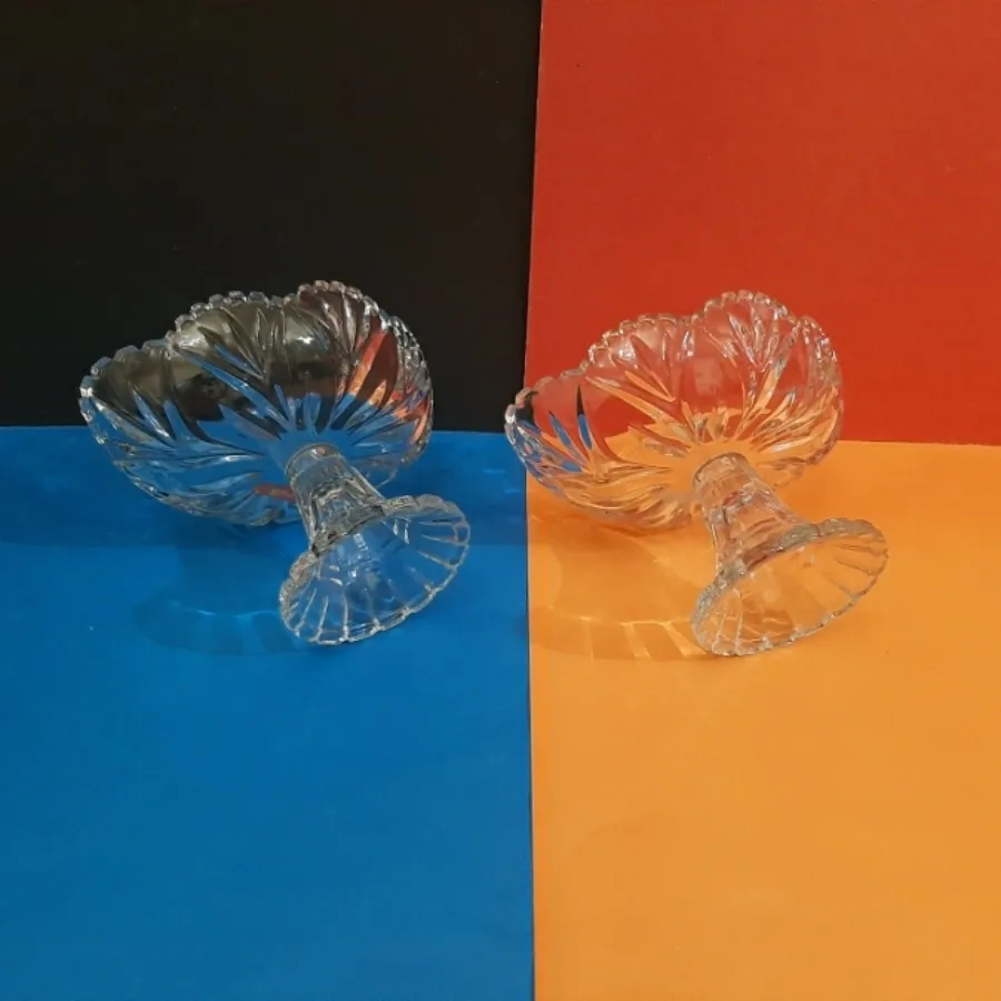 شیرینی خوری پایه دار