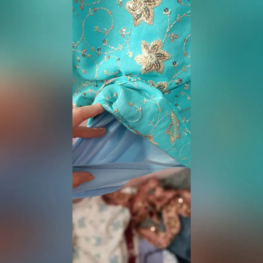 مانتو فیروزه ای