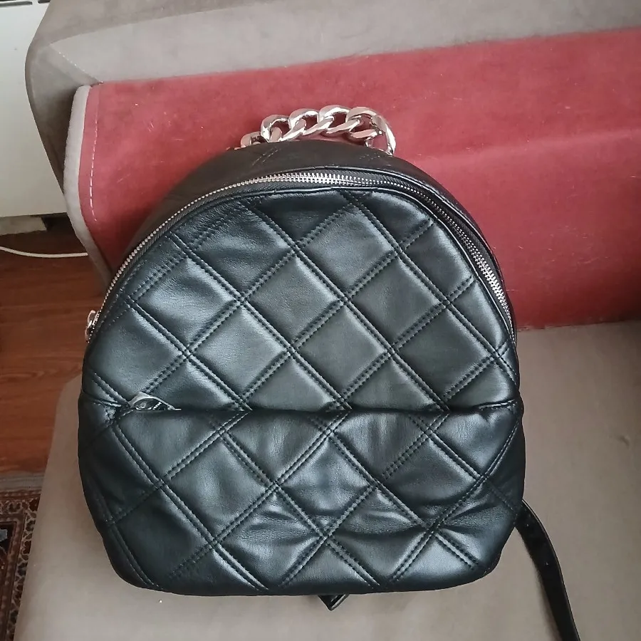 کوله پشتی stradivarius