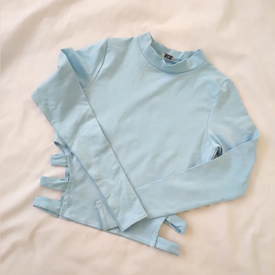 کراپ تاپ آبی