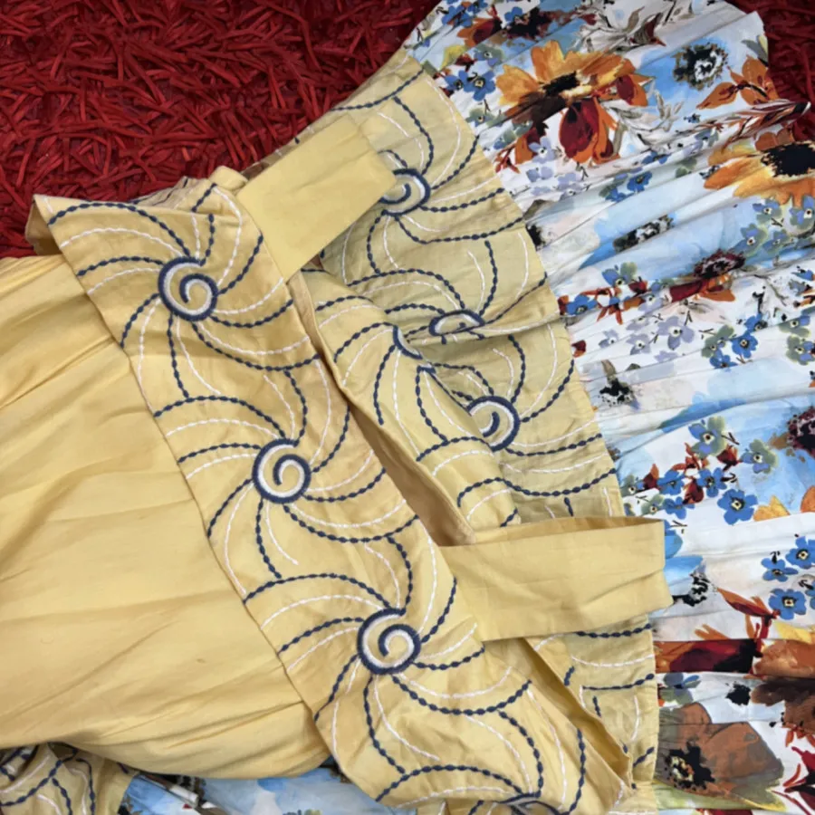 پیراهن تمام نخ گلدوزی شده