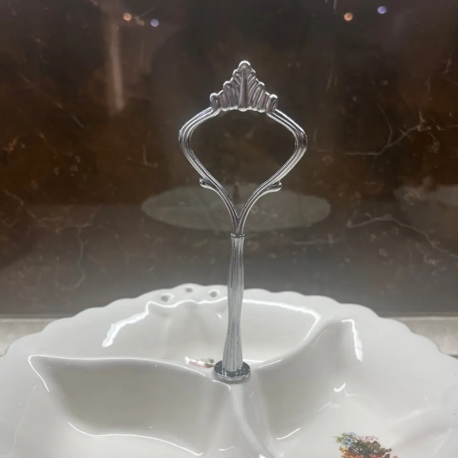 ظرف اردو و کاسه آجیل