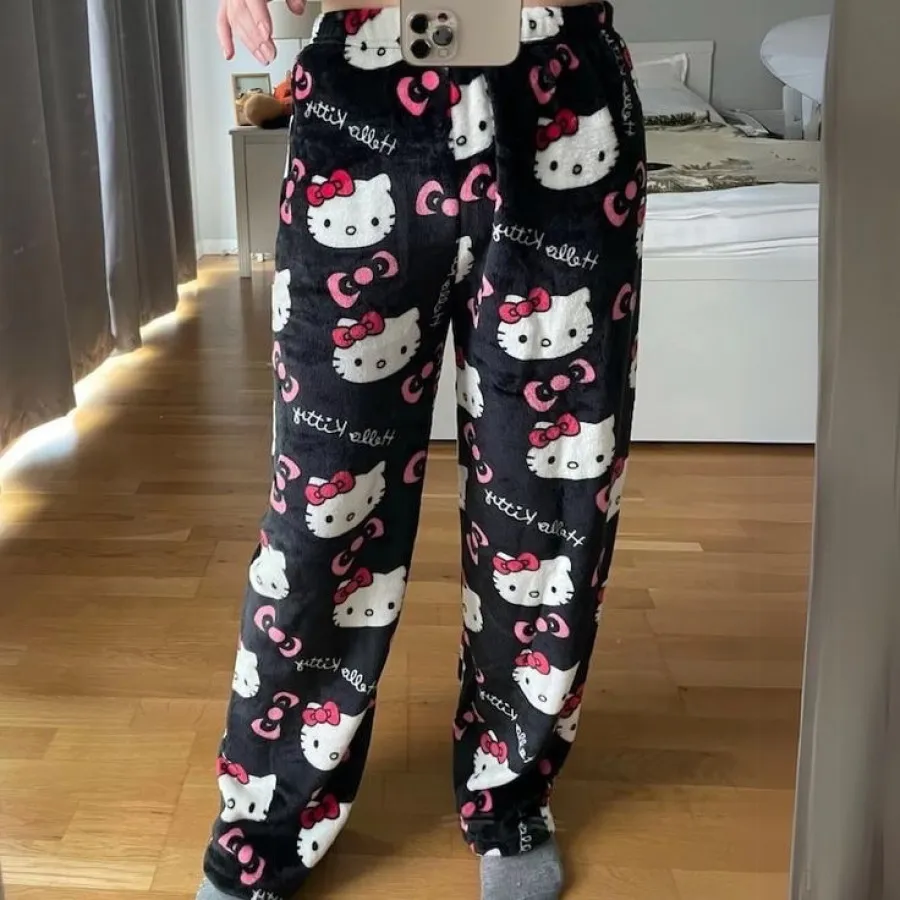 پیژامه هلوکیتی مشکی