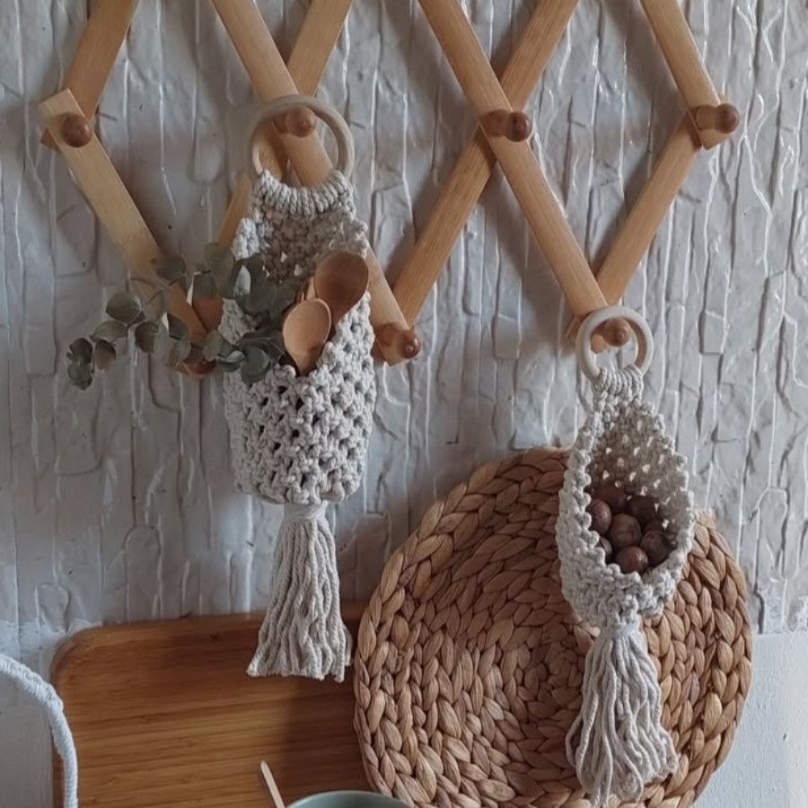 آویز گل لونه ای مکرومه