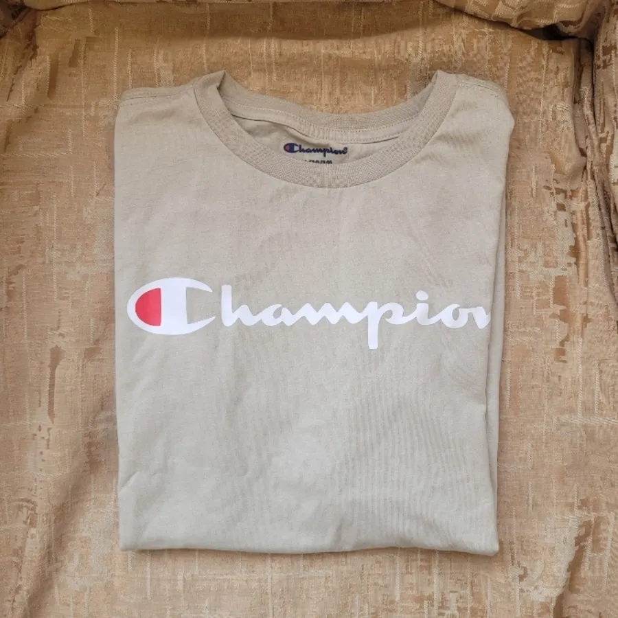 تی‌شرت چمپیون
