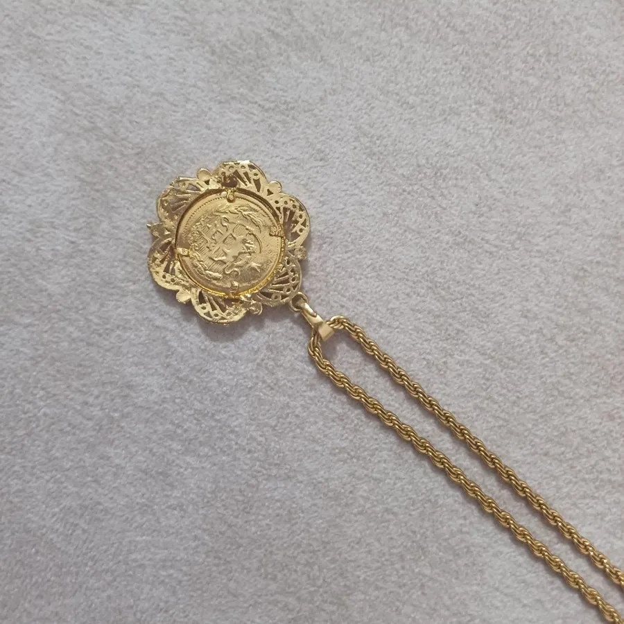 گردنبد زنانه