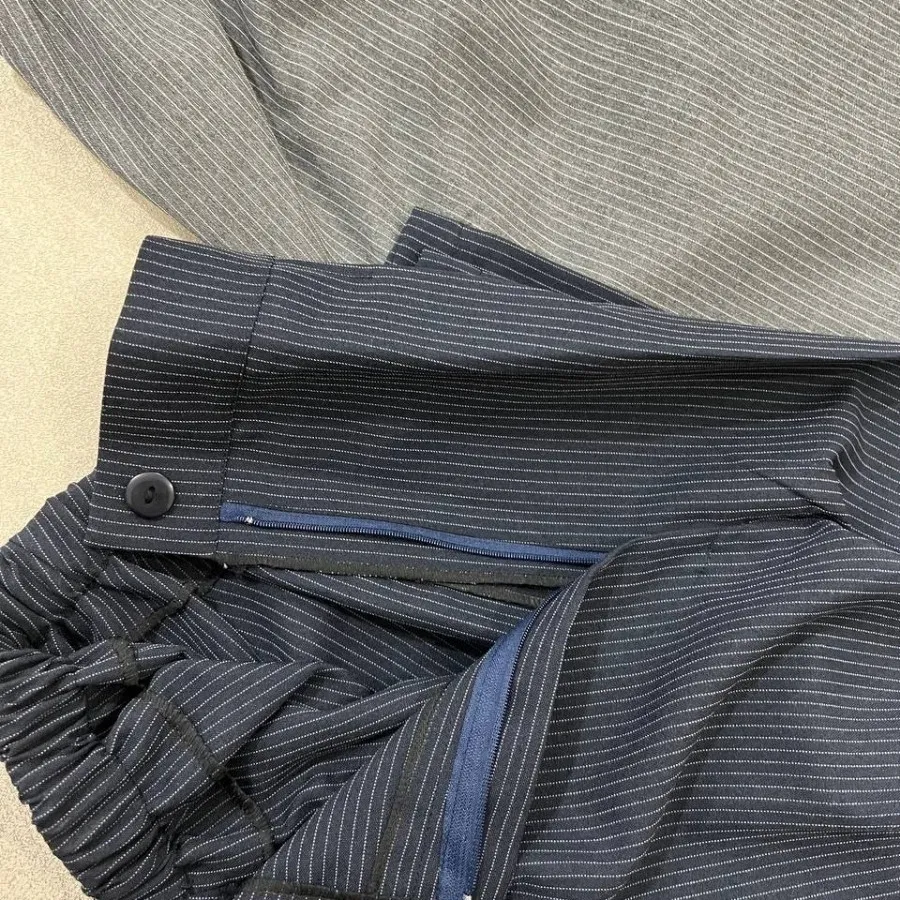 کراپ و شلوار دیپلمات