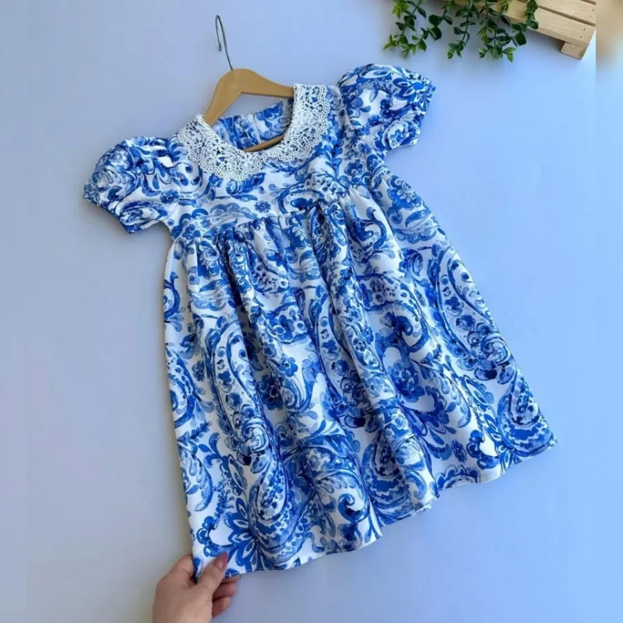 پیراهن دخترانه