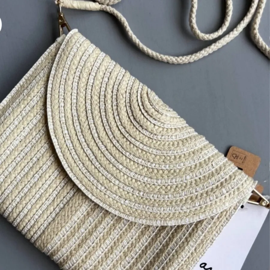 کیف حصیری آلمانی iam