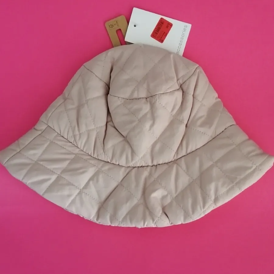 کلاه باکت پافری برند iam