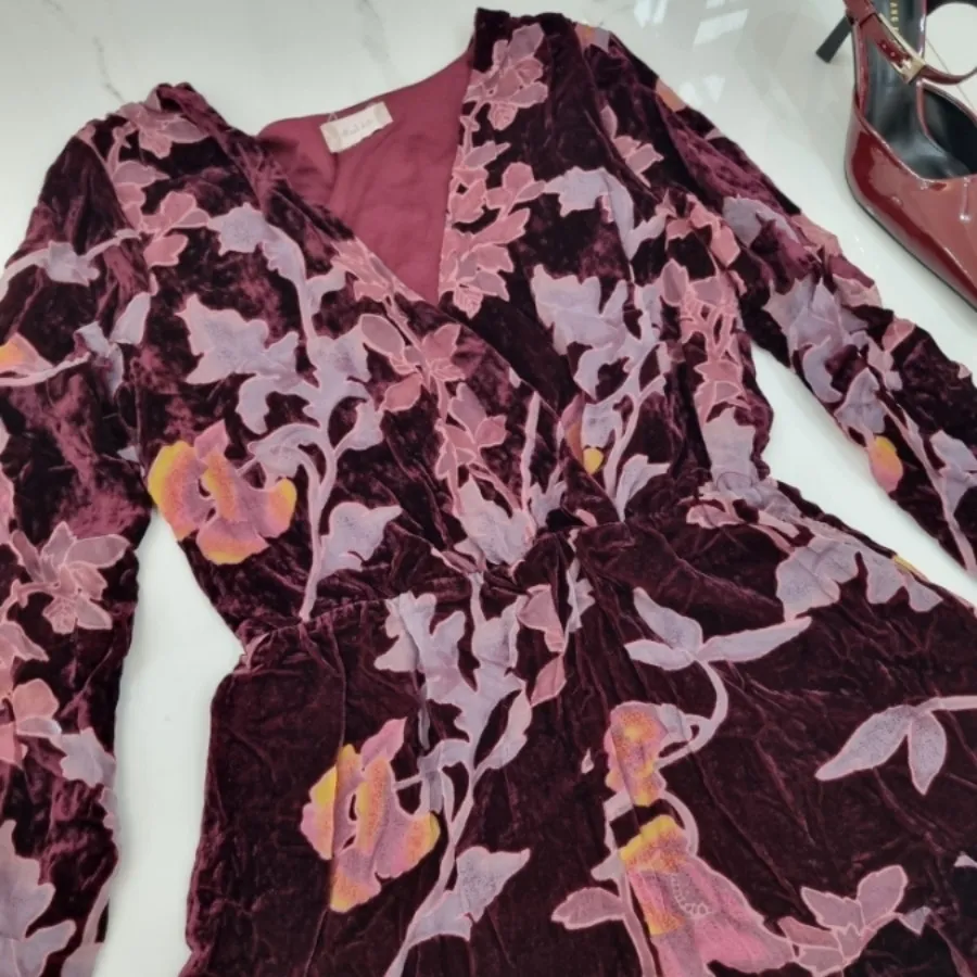 سرهمی مخمل بیلرسوت زنانه