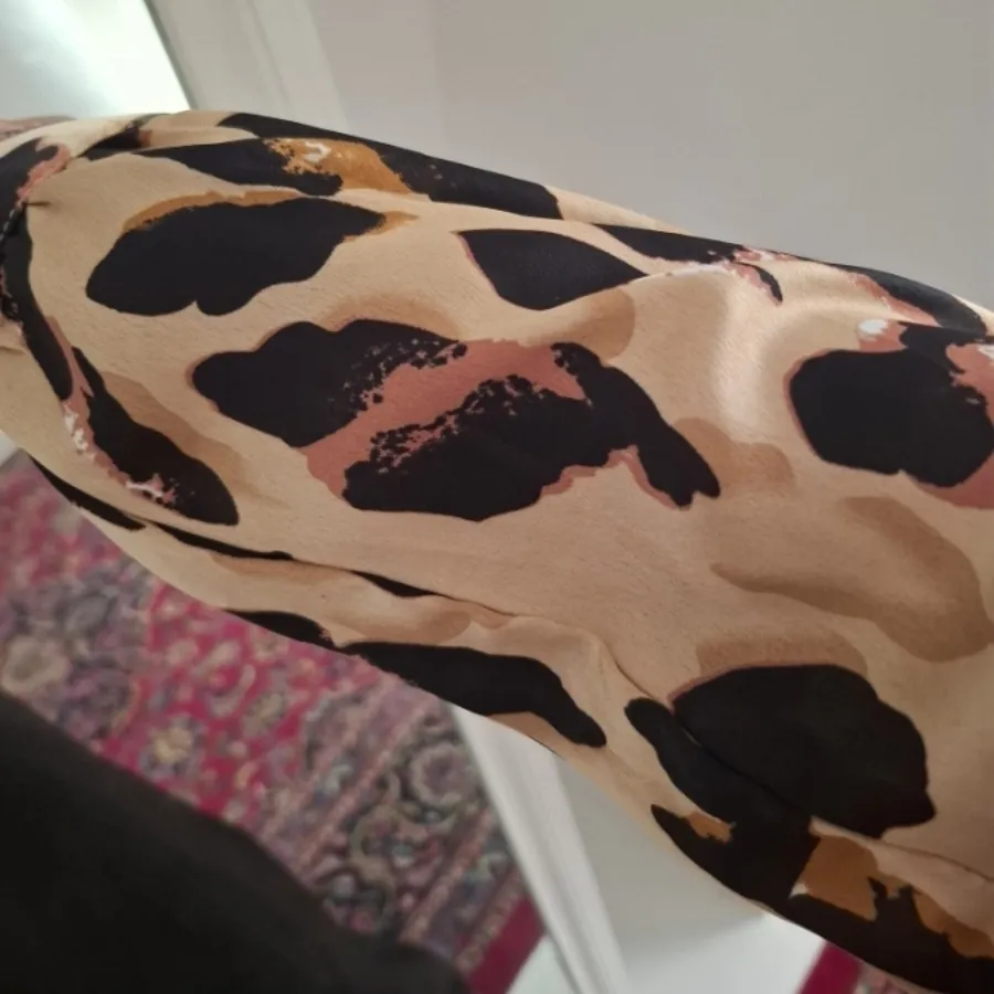 شومیز ساتن پلنکی