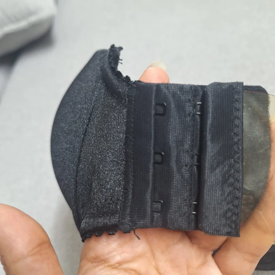 سوتین دکلته مجلسی