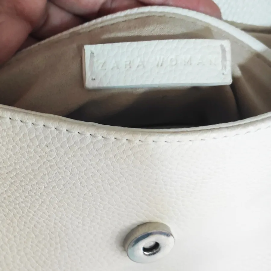 کیف زارا سفید