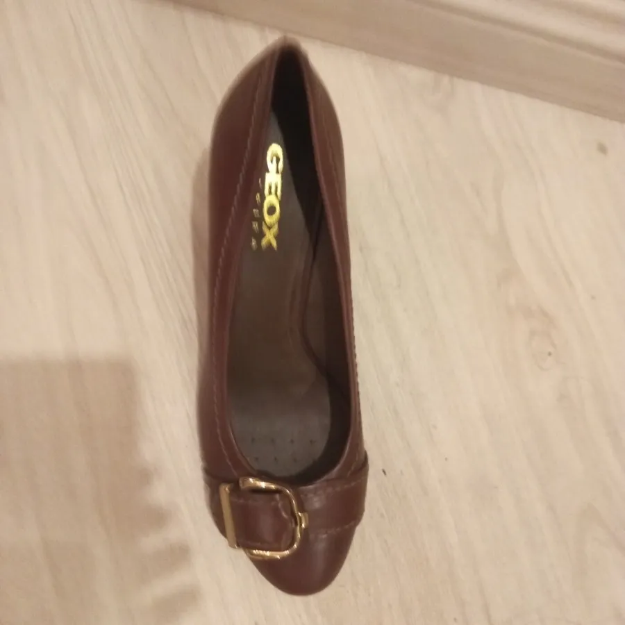 کفش جی اوکس