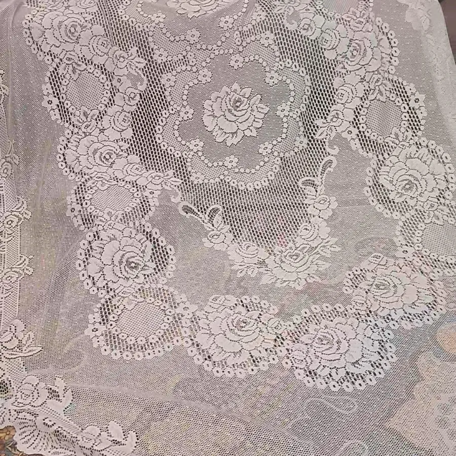 رومیزی تور اطلس