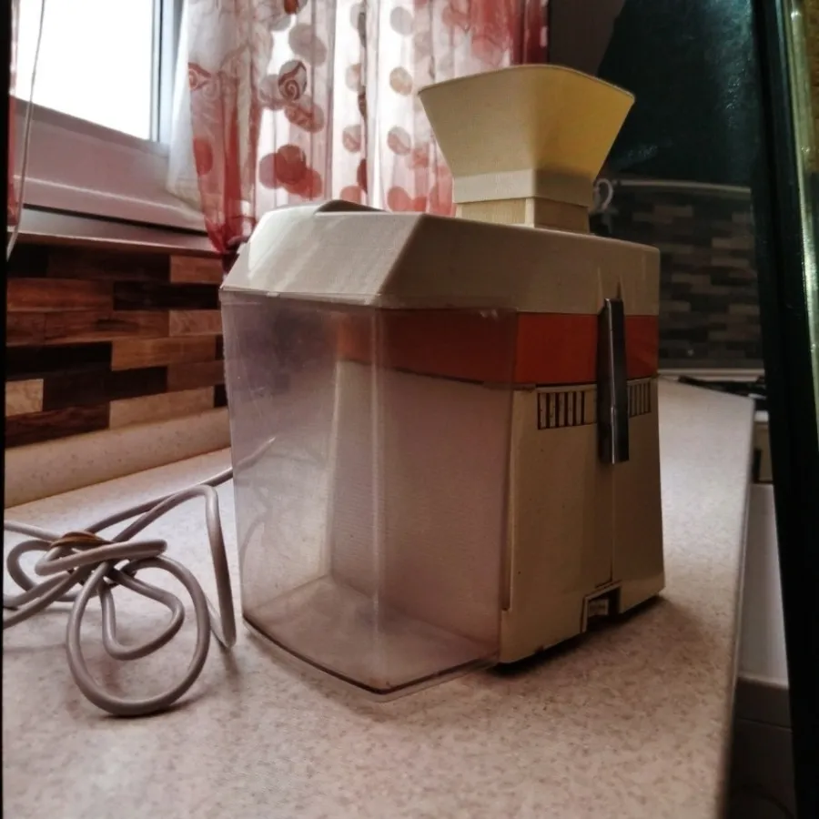 اب میوه گیری