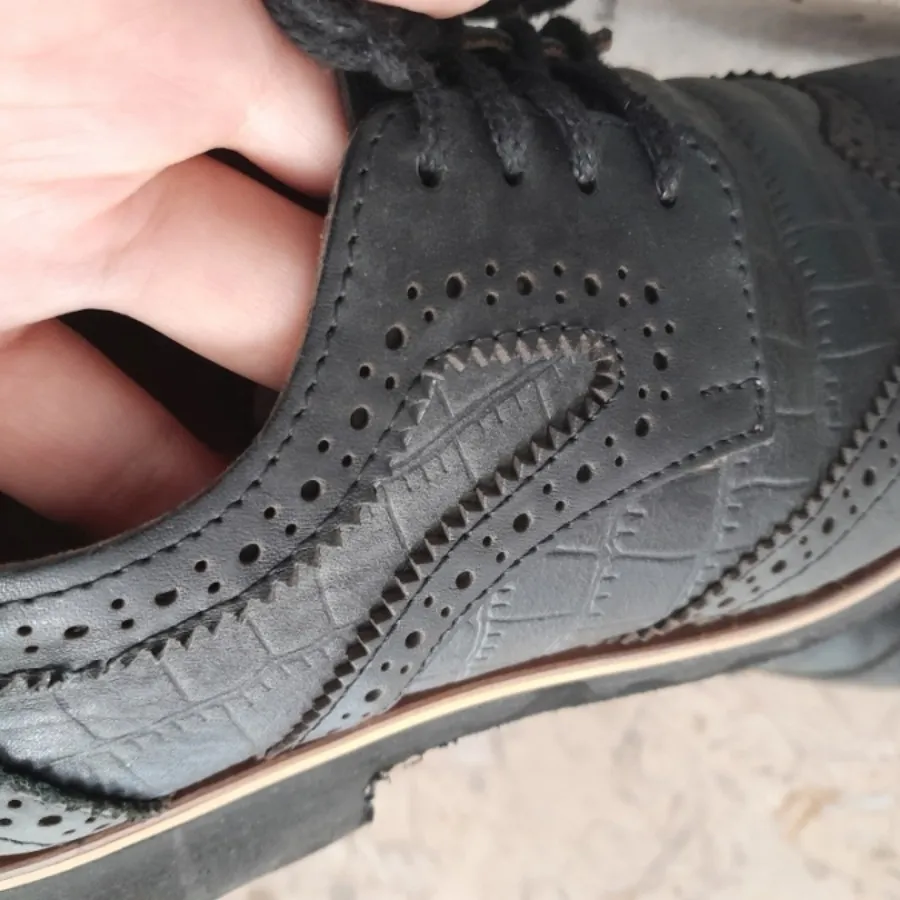 کفش چرم خارجی