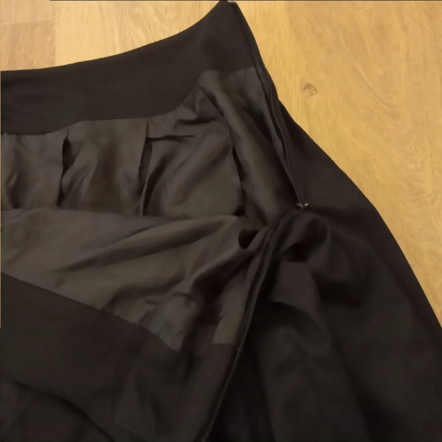 دامن کوتاه مشکی❌