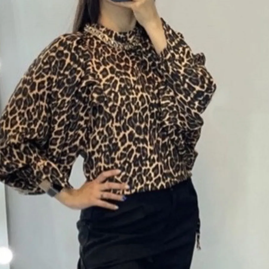 شومیز پلنگی یقه کارتیر