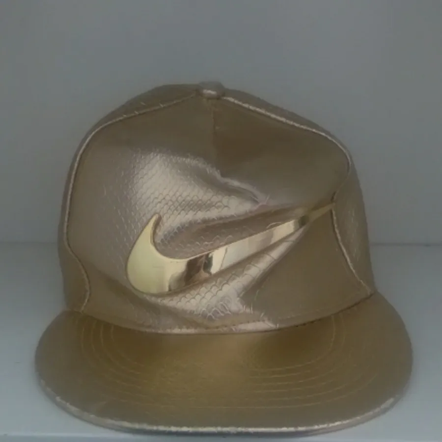 کلاه طلایی وارداتی