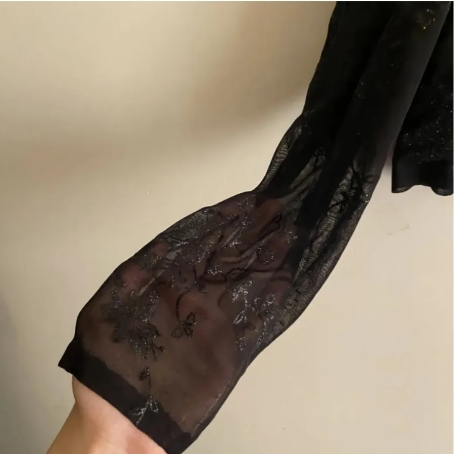 رویه لباس توری آستین بلند