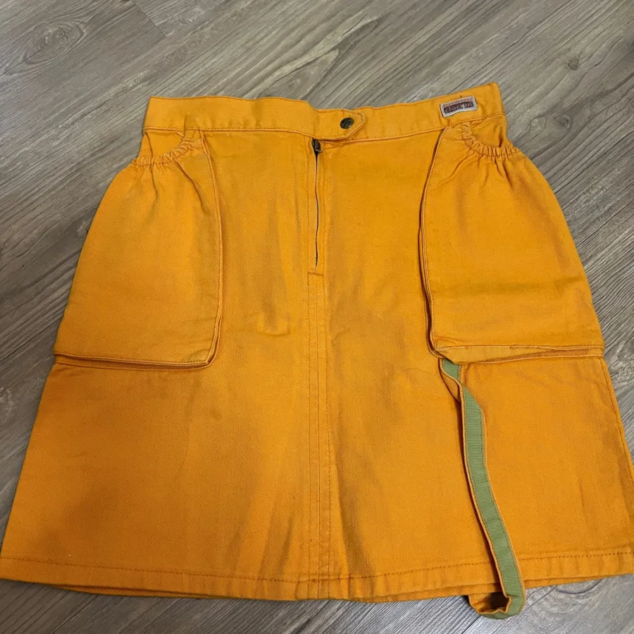 دامن دخترونه