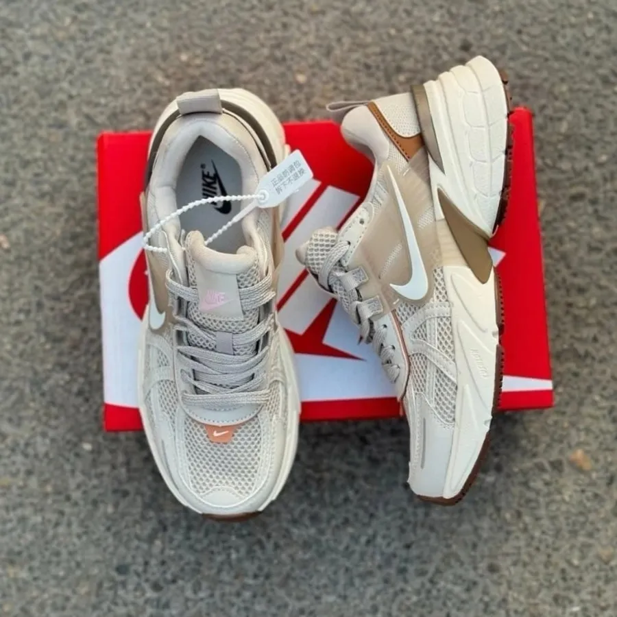 کتونی نایک v2k ویتنامی