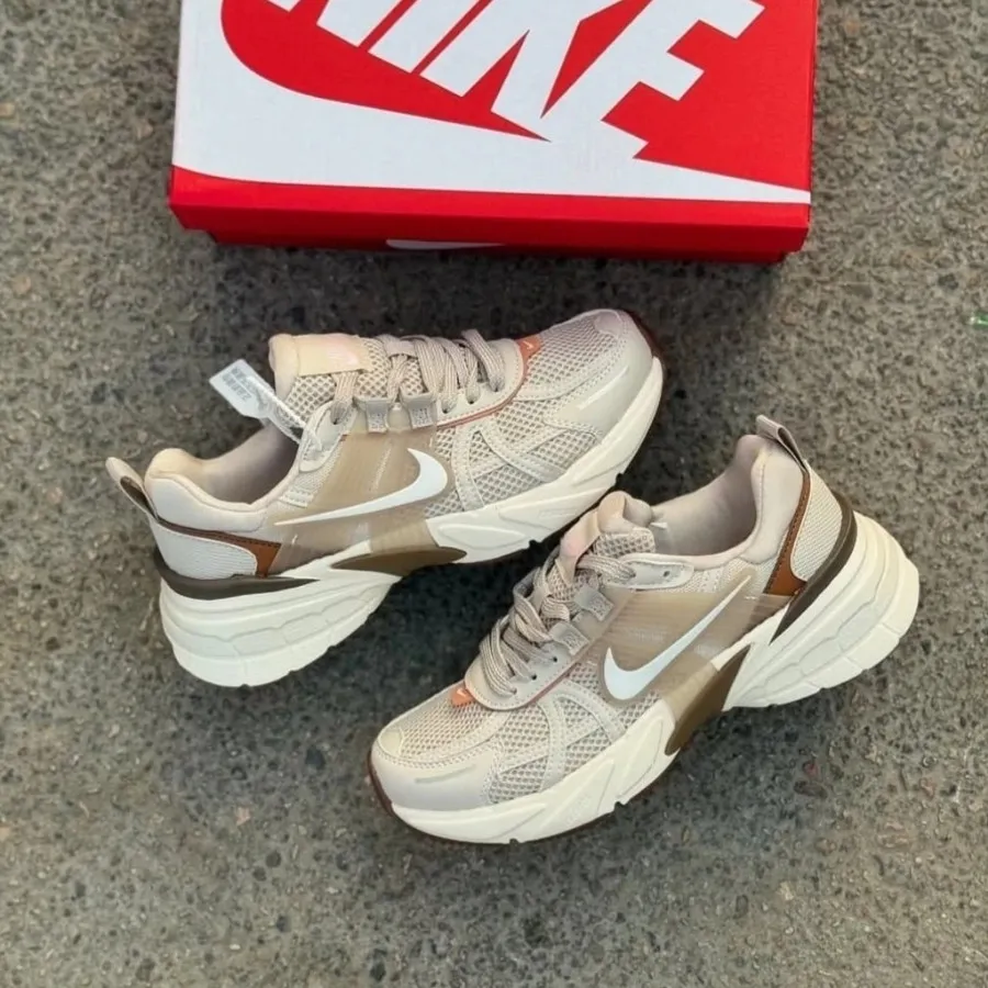 کتونی نایک v2k ویتنامی