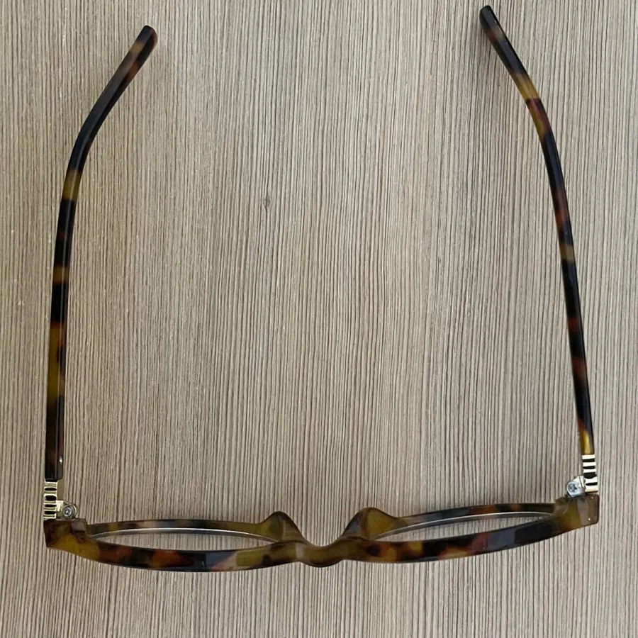 عینک پلنگی میو میو