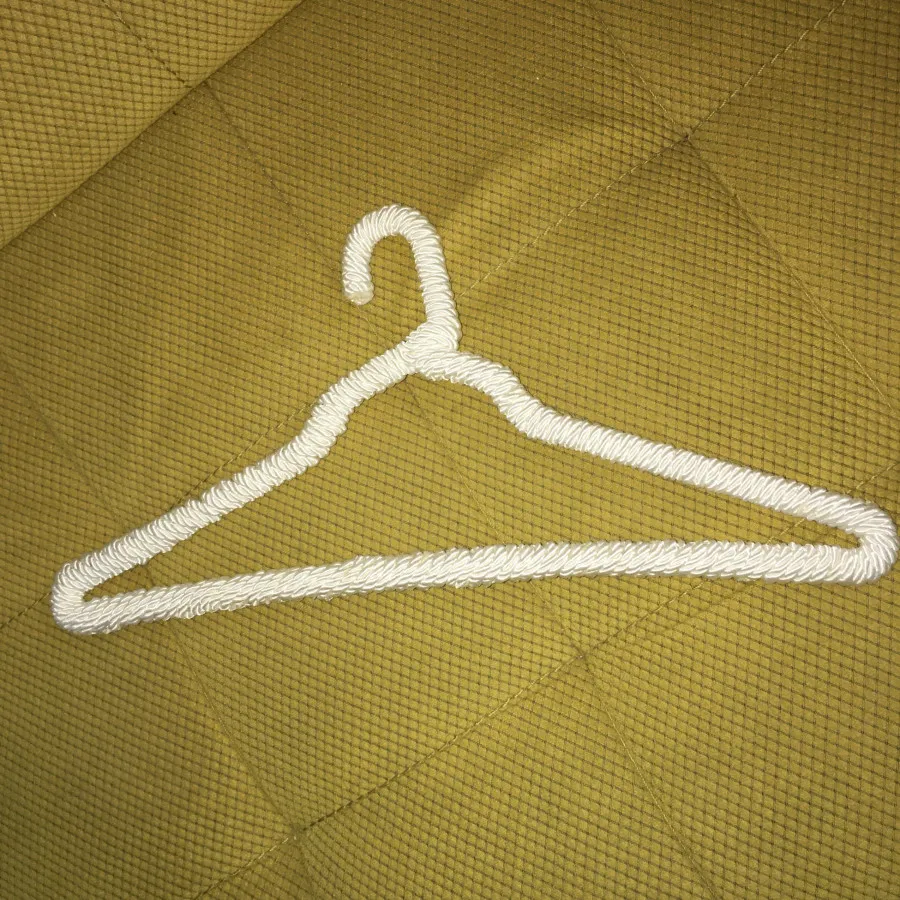 آویز لباس عروس