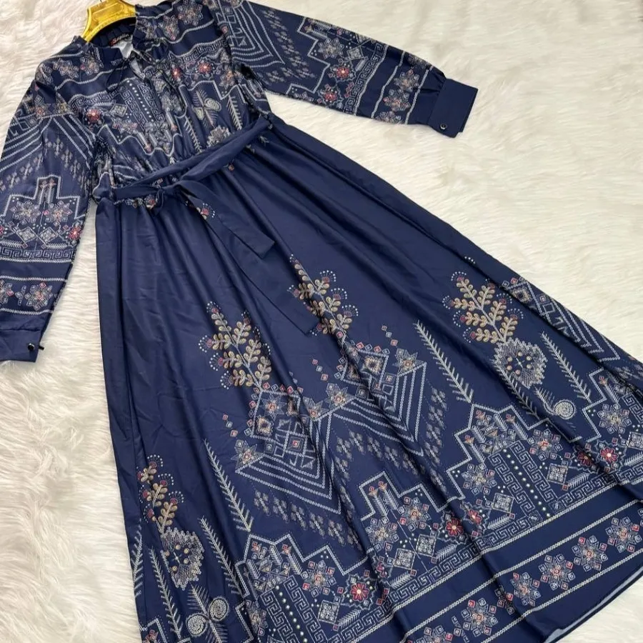 پیراهن ساحلی