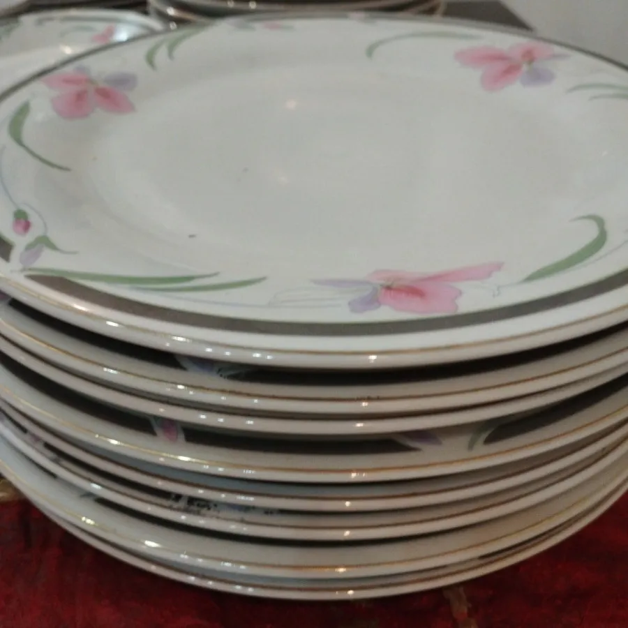 سرویس چینی 8نفره 45پارچه