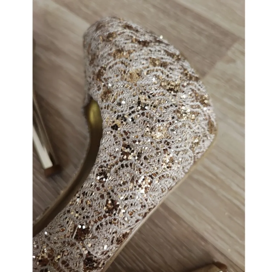 کفش مجلسی طلایی