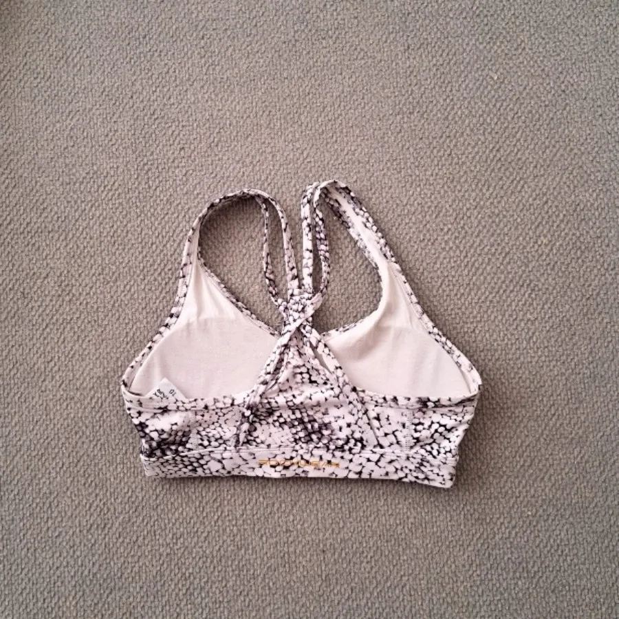 نیم تنه ورزشی