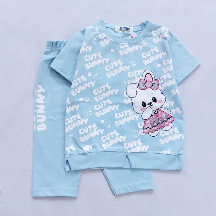 تیشرت شلوارک خرگوش و حروف