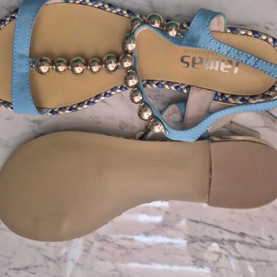 صندل سایز 37 بسیار شیک نو