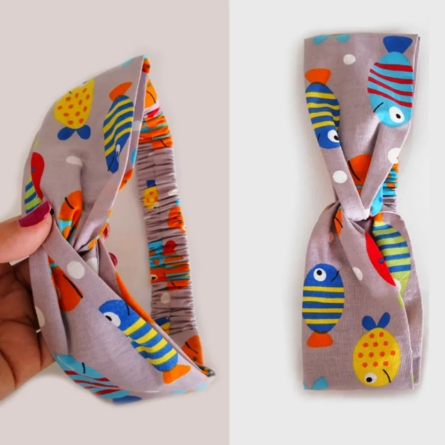 پیراهن نخی همراه با تل سر