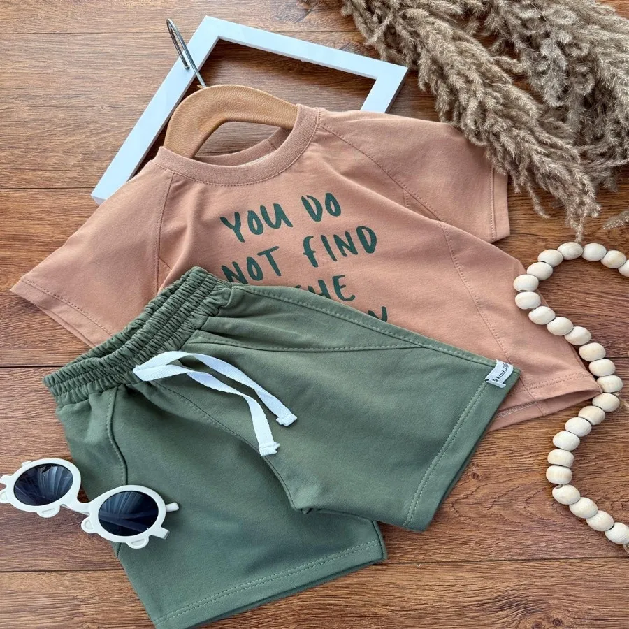 تیشرت شلوارک بچگانه