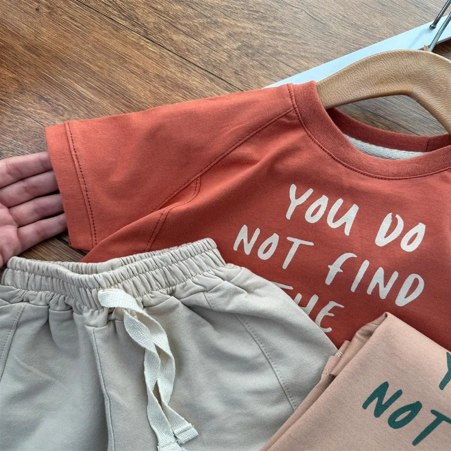 تیشرت شلوارک بچگانه